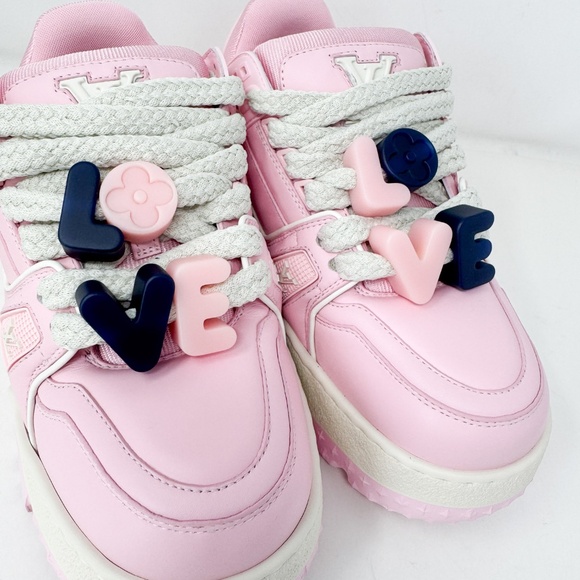 Louis Vuitton Trainer Maxi Sneaker - Picture 6 of 8